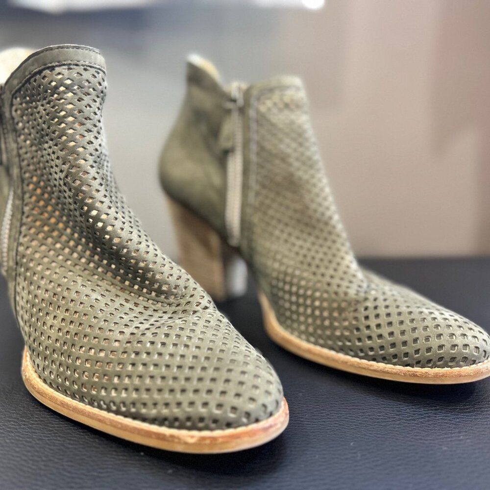 Paul Green Bonzai Booties Women Green Suede Heels